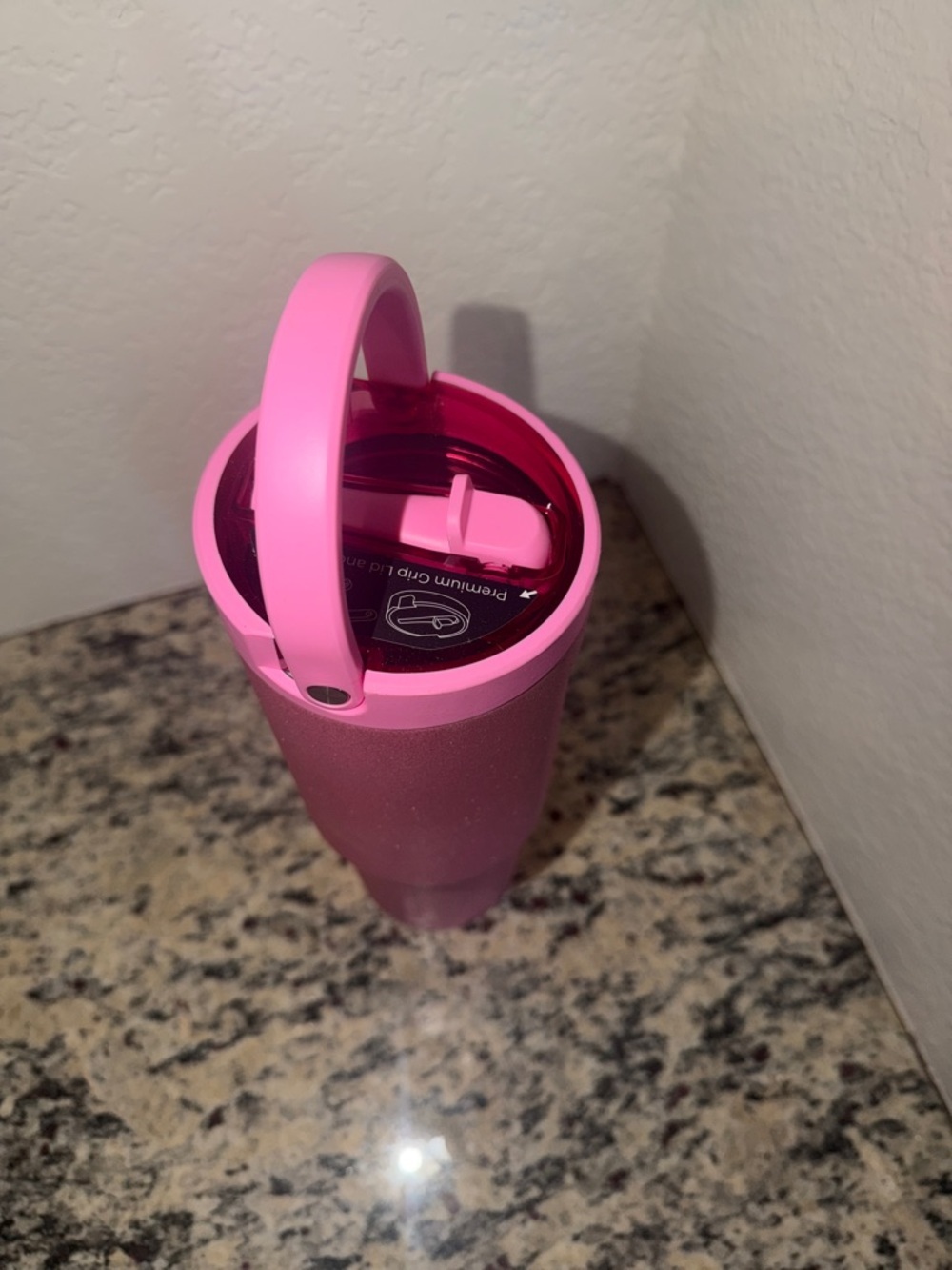 Hydrojug Pretty in Pink 32oz Sport - Picture 2 of 5